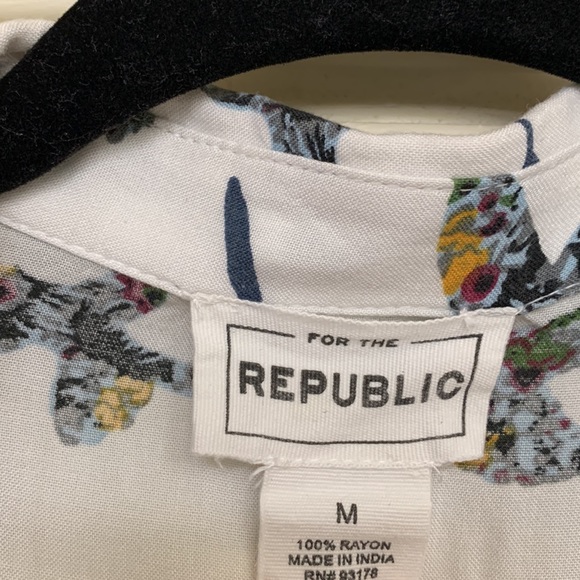 Dress - Picture 2 of 5